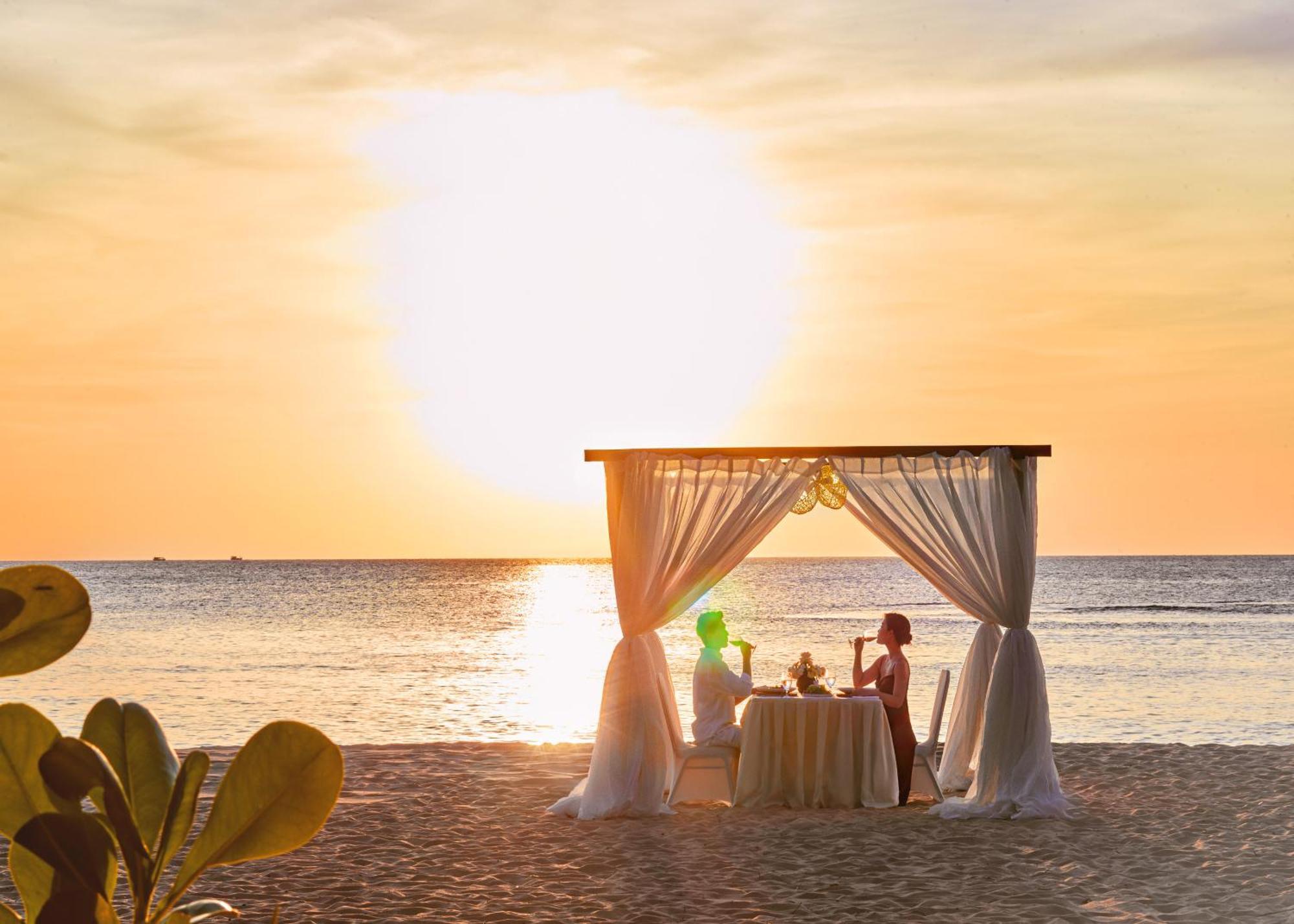 Hotel Melia Vinpearl Phu Quoc Exterior foto